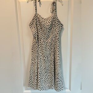 Lola Grace Black and Cream Sundress, Size S 🖤🤍